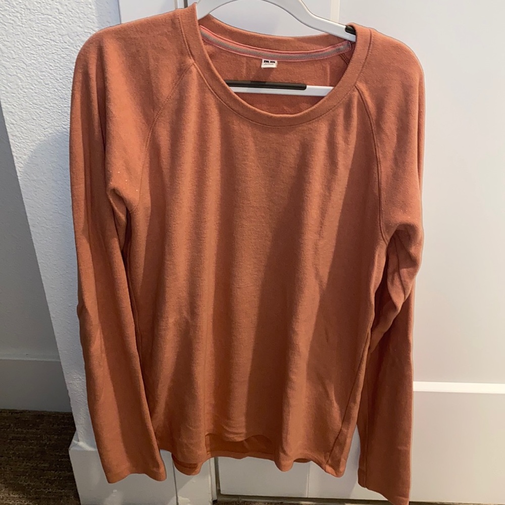 UNIQLO THERMAL LONGSLEEVE